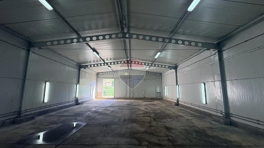 Spațiu comercial, de 1,242 mp, în Blăjel