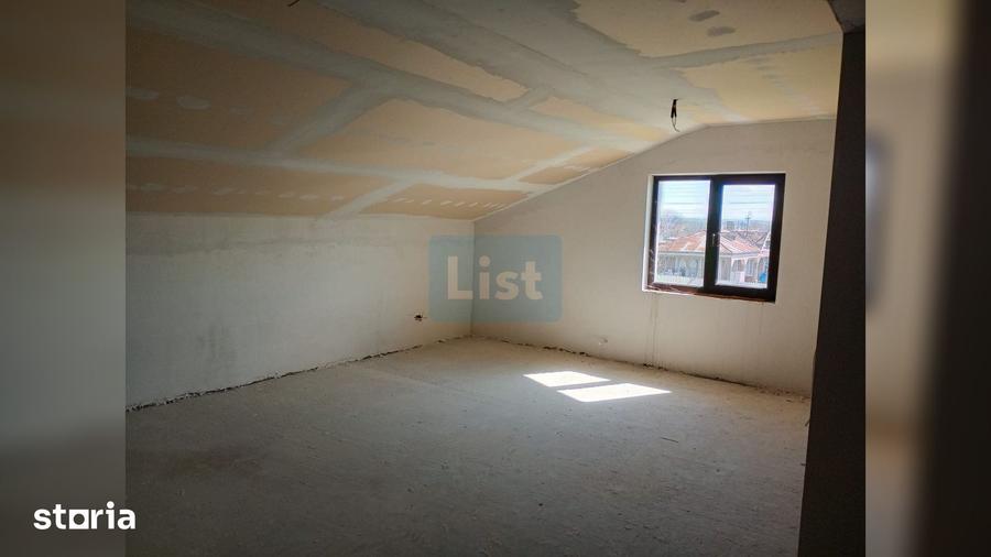 Casă cu 7 camere cu Teren 1004 Mp în Braniștea