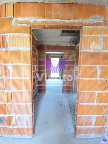 Casă individuală cu 4 camere cu Canalizare în Exterior Sud