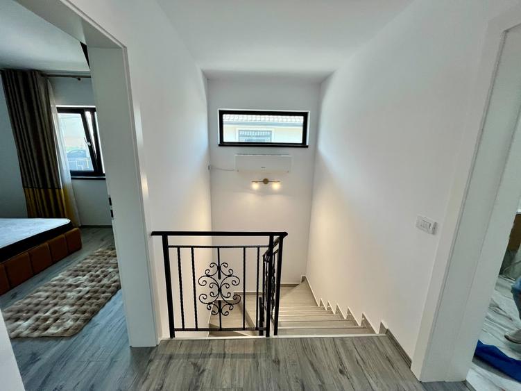 Duplex cu 5 camere cu Canalizare în Horpaz