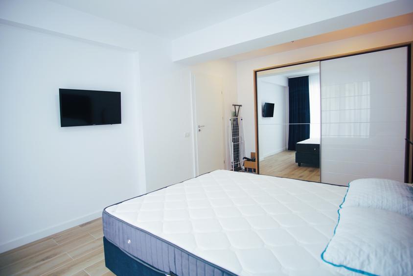 Apartament cu 2 camere semidecomandat în 13 Septembrie