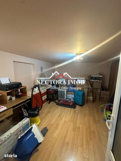 Casă cu 4 camere decomandat cu Teren 200 Mp în Central