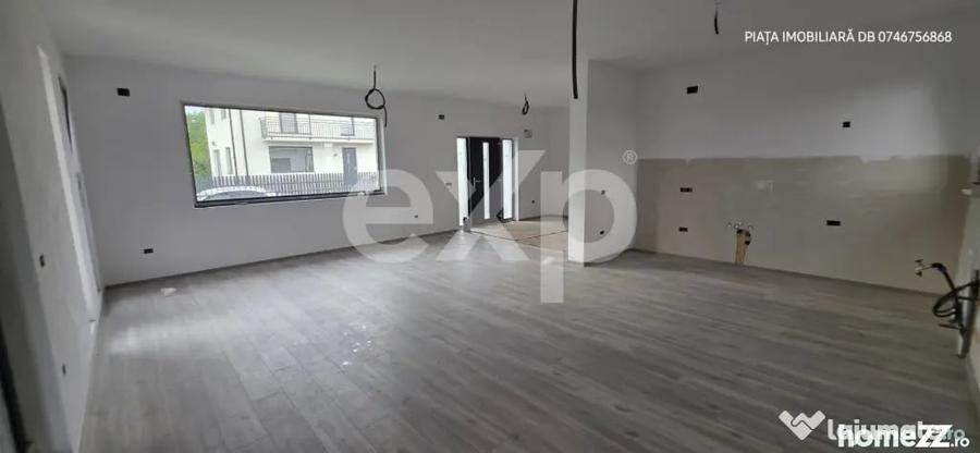 Casă cu 3 camere cu Teren 406 Mp în Matraca