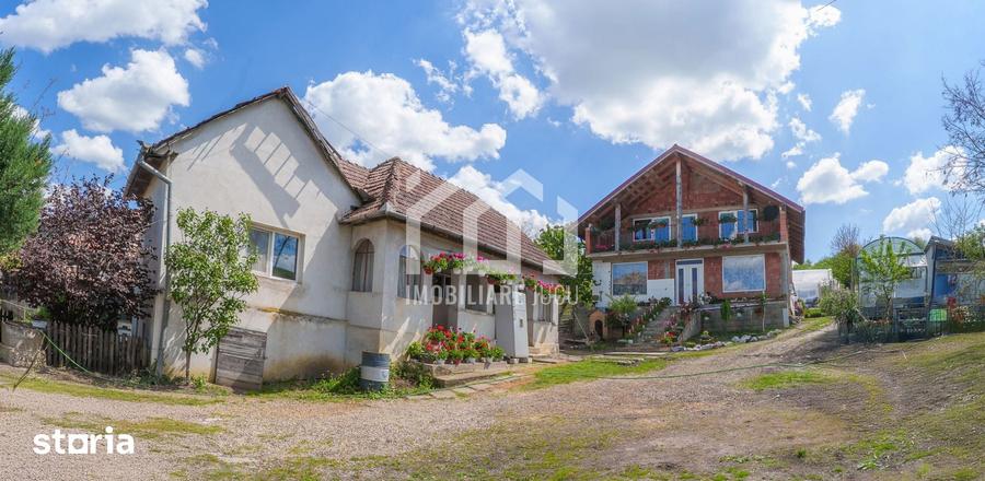 Casă cu 5 camere cu Teren 1974 Mp în Jucu