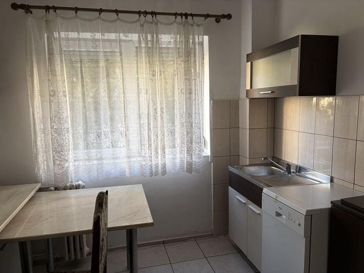 Apartament cu 3 camere în Nufărul