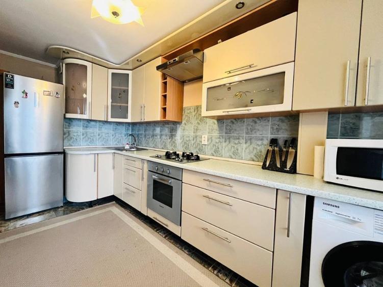 Apartament cu 2 camere decomandat în Grigorescu