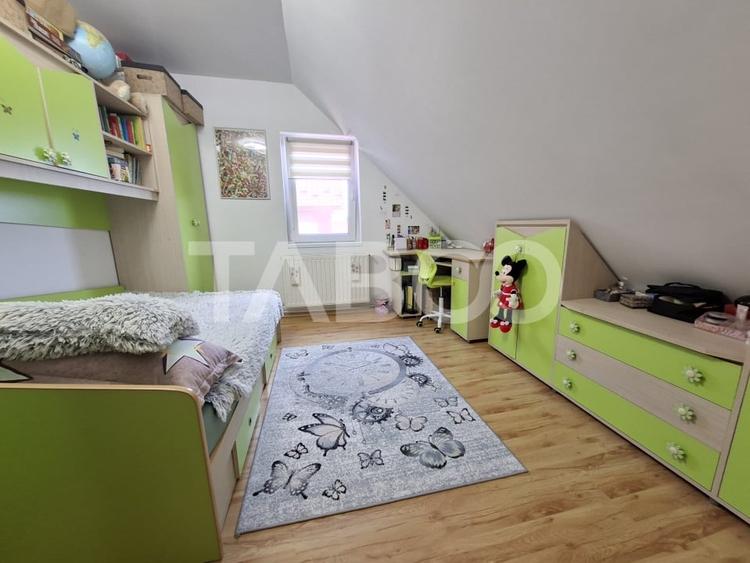 Apartament cu 3 camere decomandat, mobilat în Mihai Viteazul