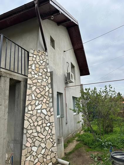 Casă cu 5 camere în Dumbrăveni