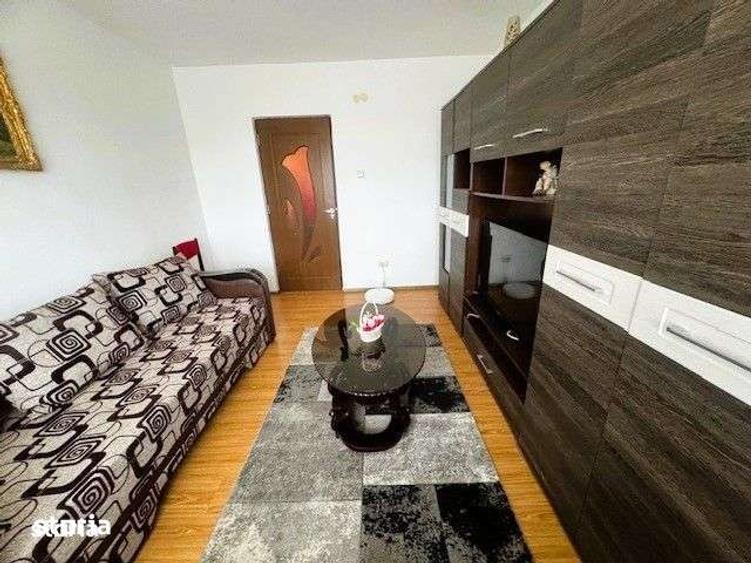 Apartament cu 4 camere în Drăgănești-Olt