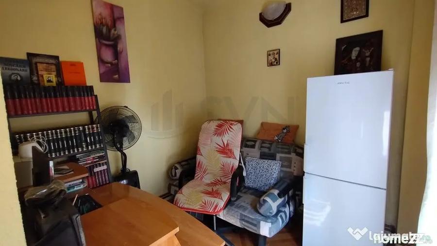 Apartament cu 3 camere semidecomandat în Beller