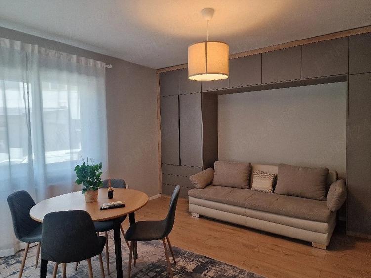 Apartament cu 2 camere decomandat în Elisabetin