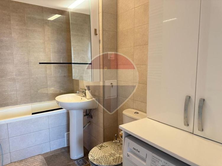 Apartament cu 3 camere semidecomandat, mobilat în Theodor Pallady