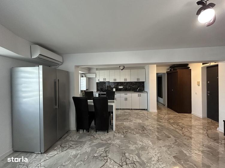 Apartament cu 3 camere în Ultracentral