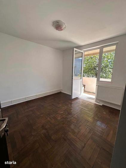 Apartament cu 4 camere în Ultracentral