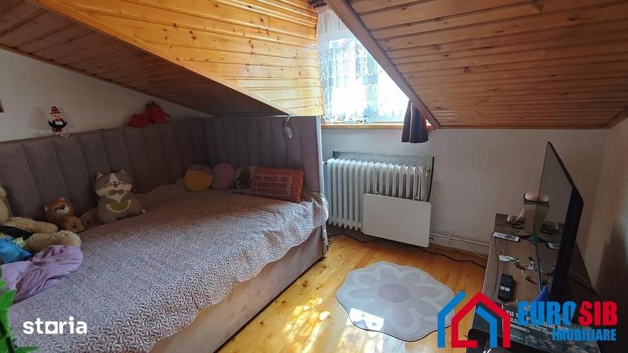 Apartament cu 2 camere decomandat în Ștrand