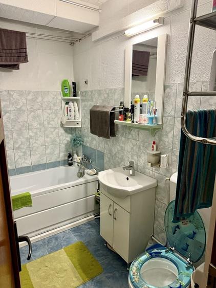 Apartament cu 2 camere semidecomandat în Micro 1