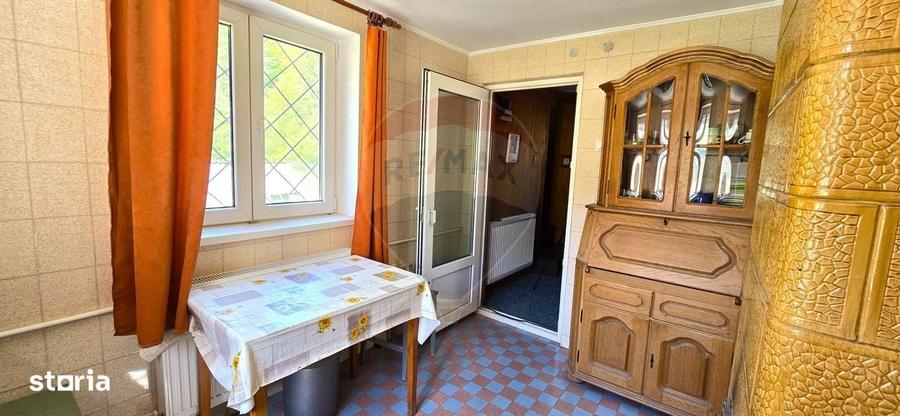 Casă cu 4 camere cu Teren 500 Mp în Moieciu