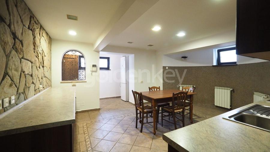 Apartament somptuos tip duplex cu 5 camere si gradina de 300mp - 7