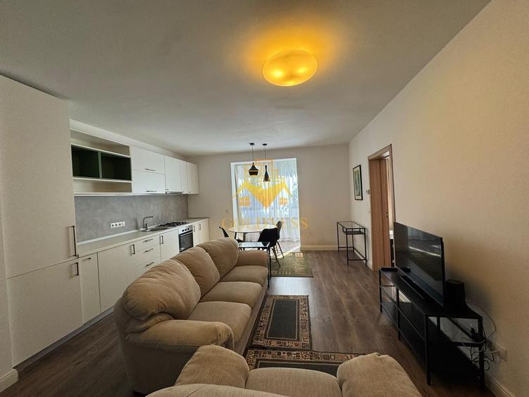 Apartament cu 2 camere semidecomandat, mobilat în Zorilor