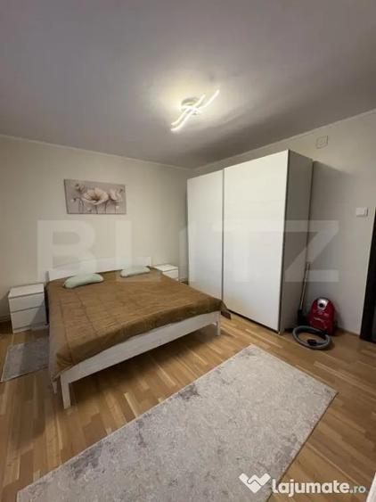 Apartament cu 3 camere decomandat în Lunei