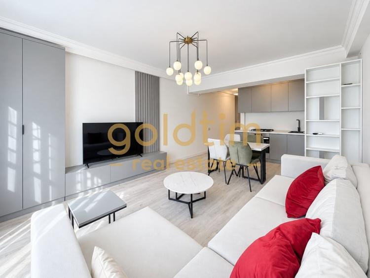 Apartament cu 3 camere decomandat, mobilat în Pipera
