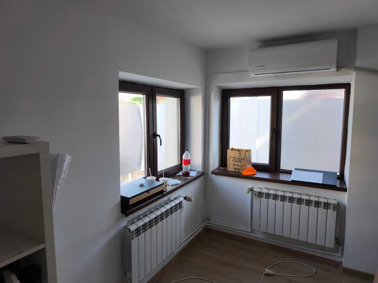 Casă cu 3 camere cu Teren 181 Mp în Exterior Vest