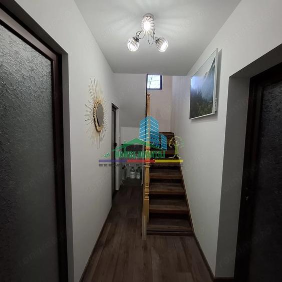 Casă cu Teren 300 Mp în Lepșa