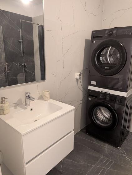 Apartament cu 2 camere decomandat în Aeroport