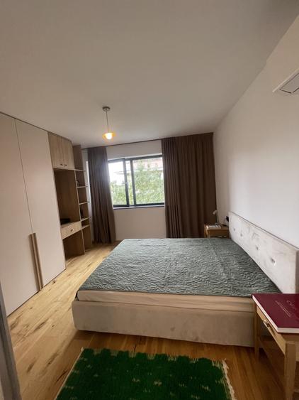 Apartament cu 3 camere decomandat, mobilat în Aviației