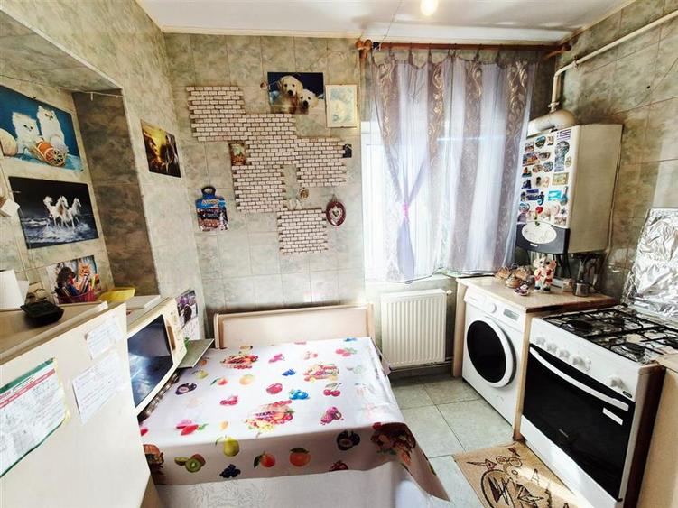 Apartament cu 2 camere semidecomandat în Dacia