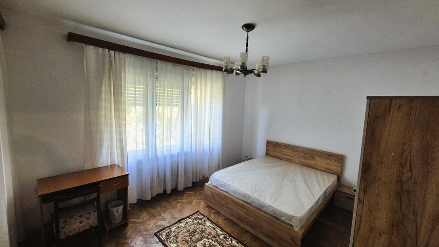 Apartament cu 2 camere decomandat în Take Ionescu