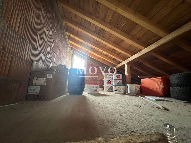 Duplex cu 4 camere cu Canalizare în Giroc