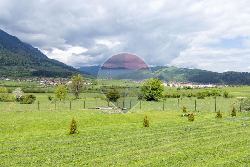 Teren Construcții intravilan de 1100 mp, în Bran