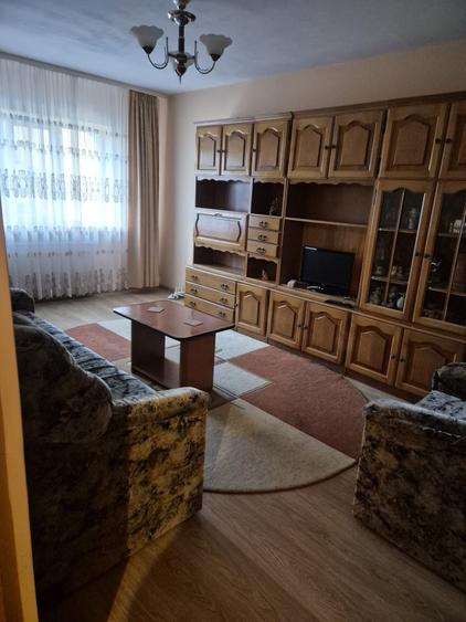 Apartament cu 2 camere decomandat în Exterior Vest
