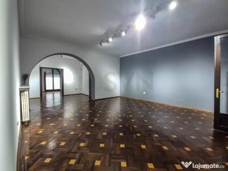 Spațiu comercial, de 170 mp, în Central