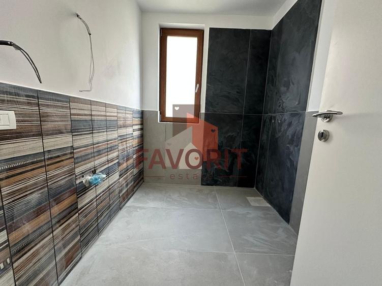 Casă individuală cu 3 camere cu Canalizare în Sânandrei