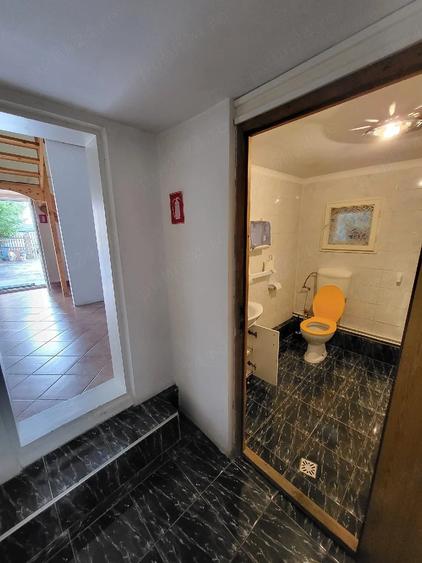 Spațiu comercial, de 70 mp, în Central