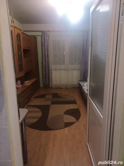 Garsonieră decomandată în Central