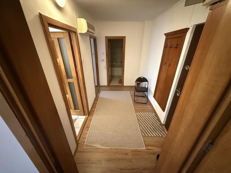 Apartament cu 2 camere decomandat în Exterior Vest