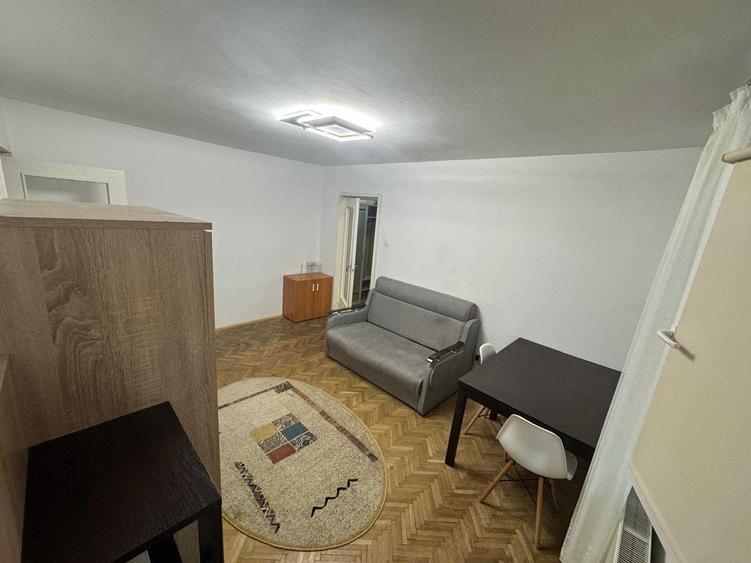 Apartament cu 2 camere nedecomandat în Exterior Vest