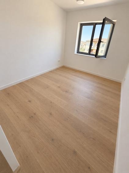 Casă individuală cu 5 camere cu Teren 470 Mp în Berceni