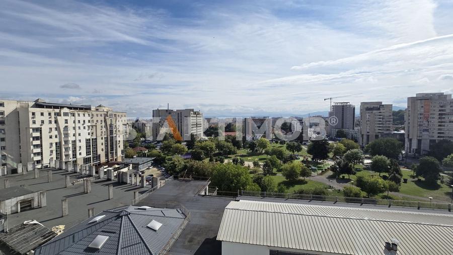 Birou, de 320.73999023438 mp, în Centrul Civic