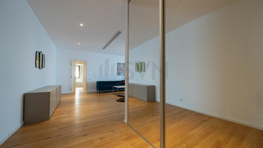 Apartament cu 3 camere decomandat, mobilat în Herăstrău