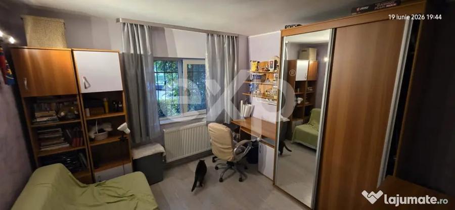 Apartament cu 3 camere decomandat în Micro 11