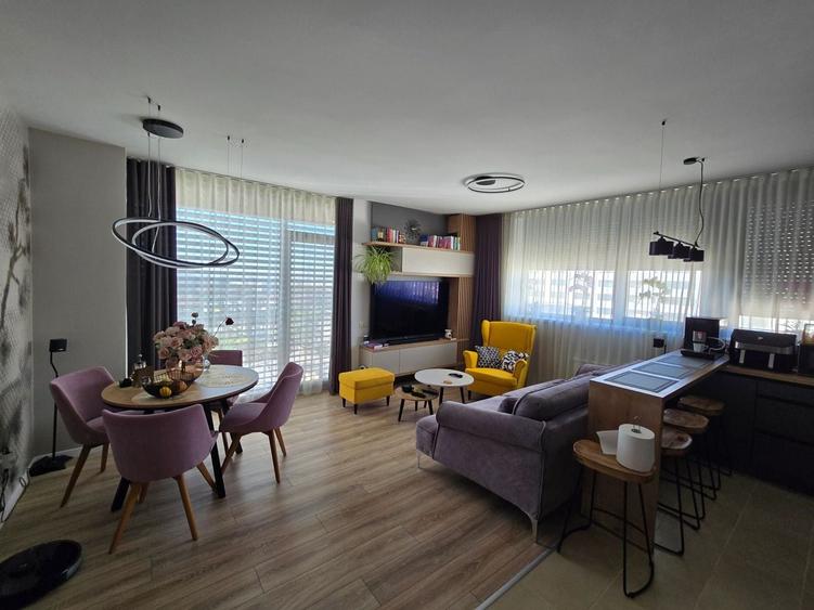 Apartament cu 3 camere decomandat, mobilat în Nord