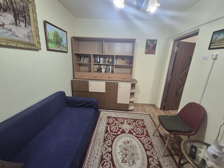 Apartament cu 2 camere semidecomandat în Nufărul