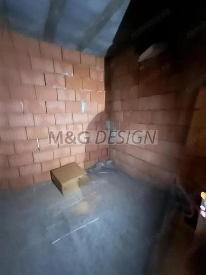 Casă cu 6 camere cu Teren 1325 Mp în Uliuc