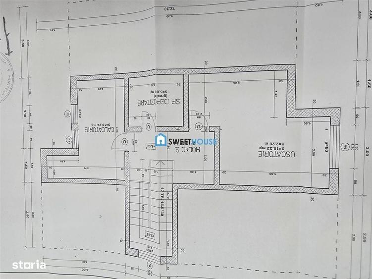 Casă cu 4 camere în Central