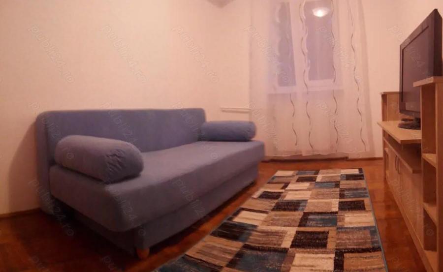 Apartament cu 2 camere decomandat în Romanilor