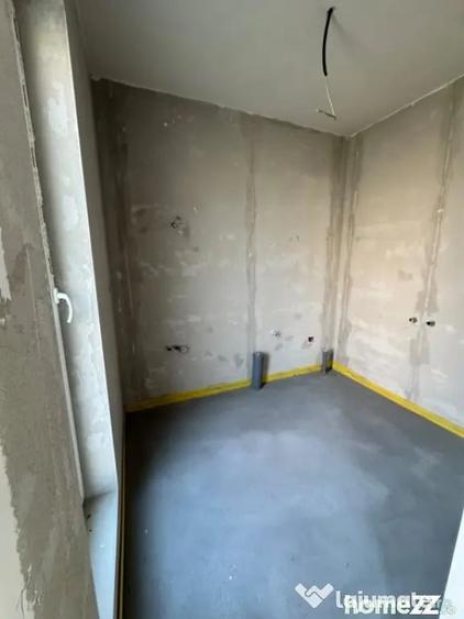 Casă cu 4 camere cu Teren 694 Mp în Satu Nou de Jos